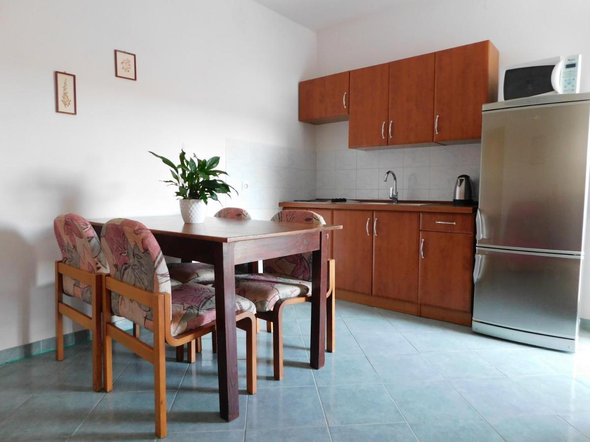 Apartmani Salus 帕格 外观 照片