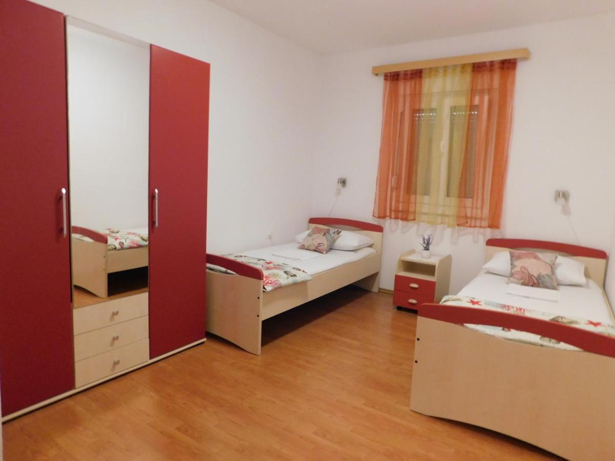 Apartmani Salus 帕格 外观 照片